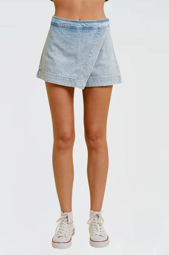 CP17520A - ZIP UP DENIM WRAP SKORT