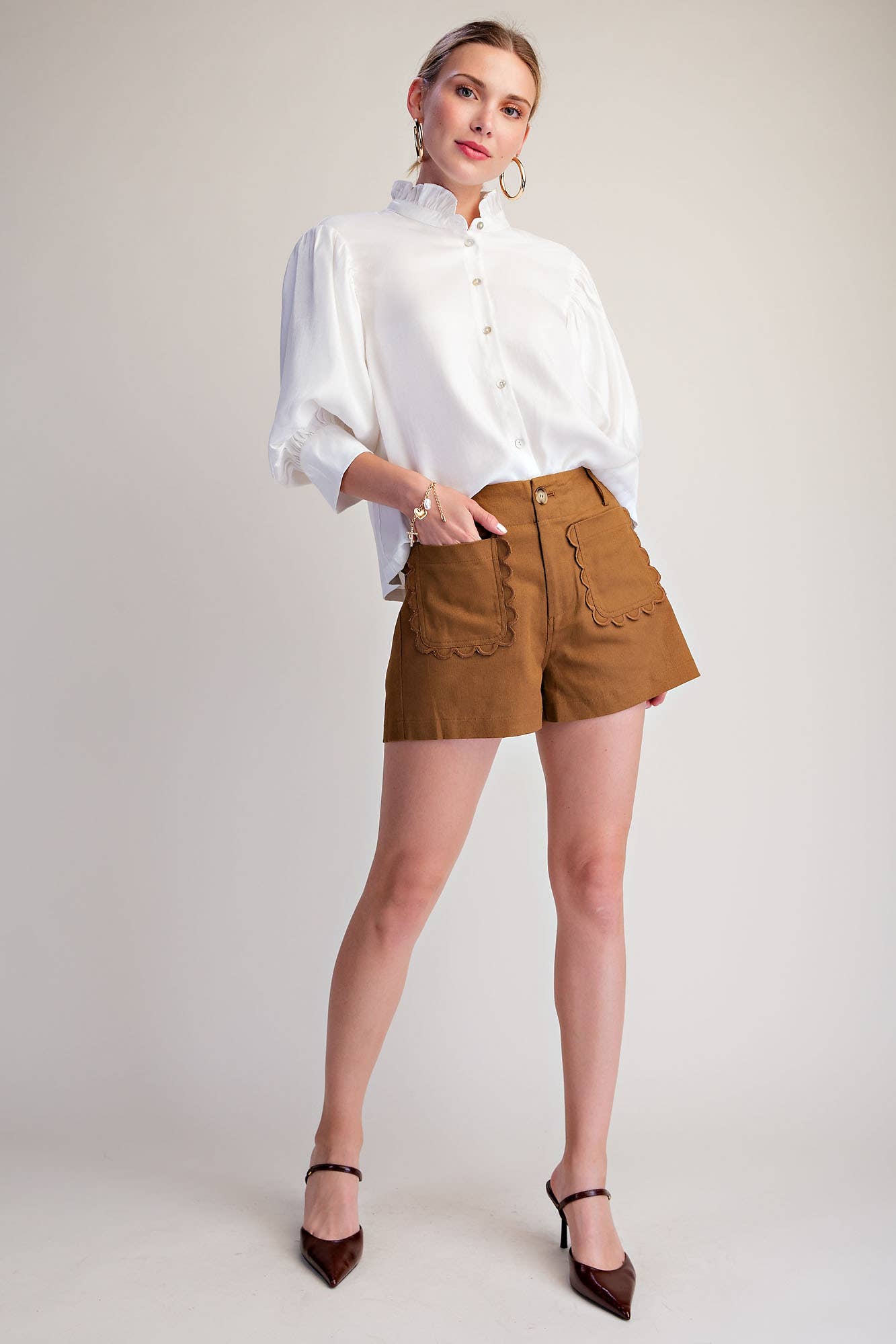 Scallop Detail Pocket Colette Shorts