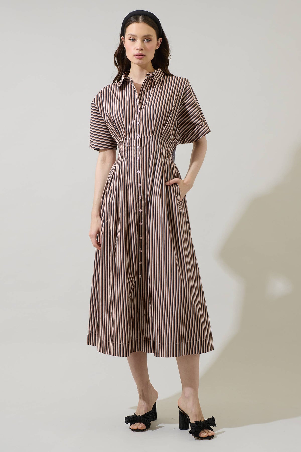 Wilderra Pleated Midi Dress Tiramisu
