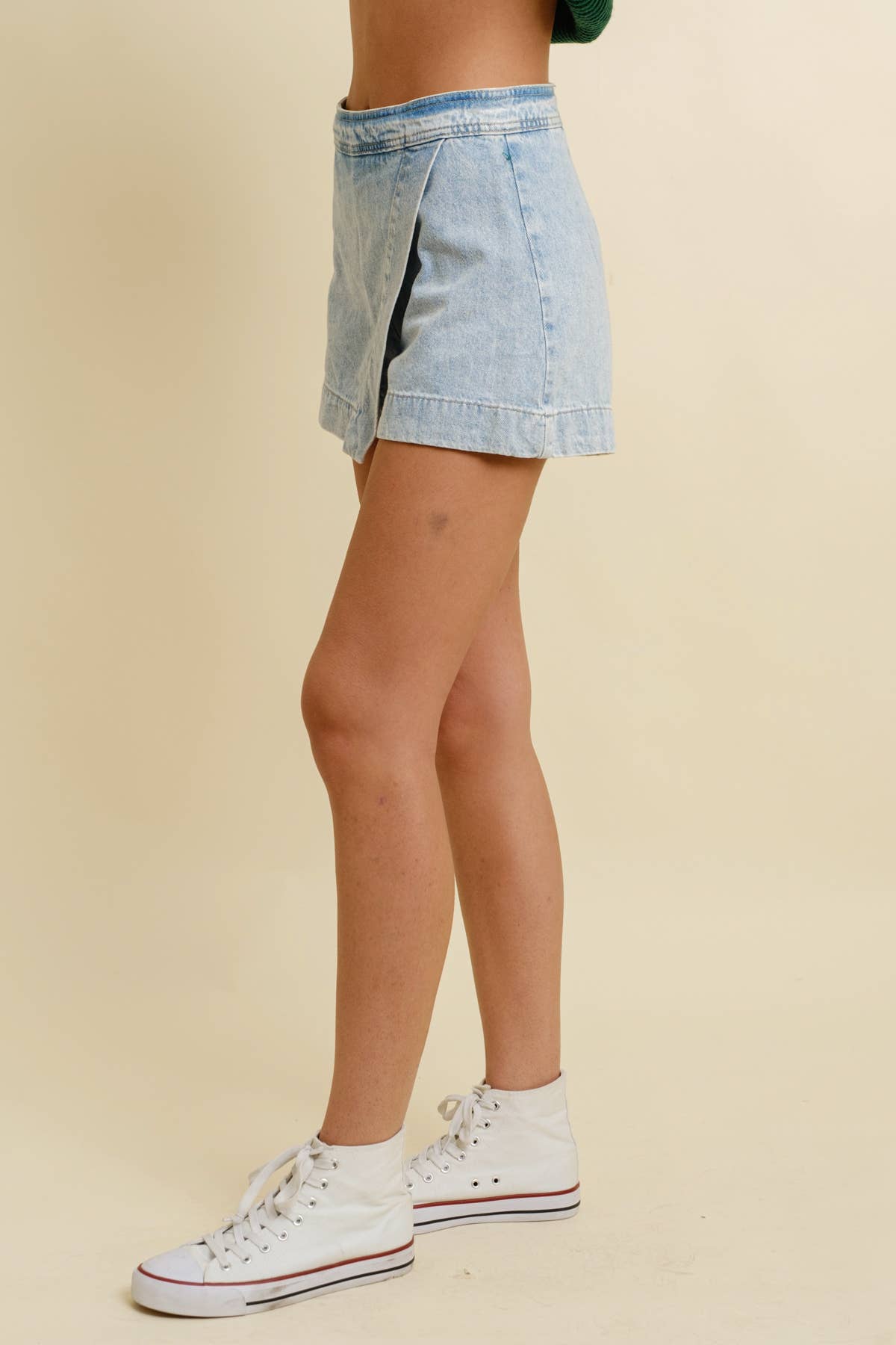 CP17520A - ZIP UP DENIM WRAP SKORT