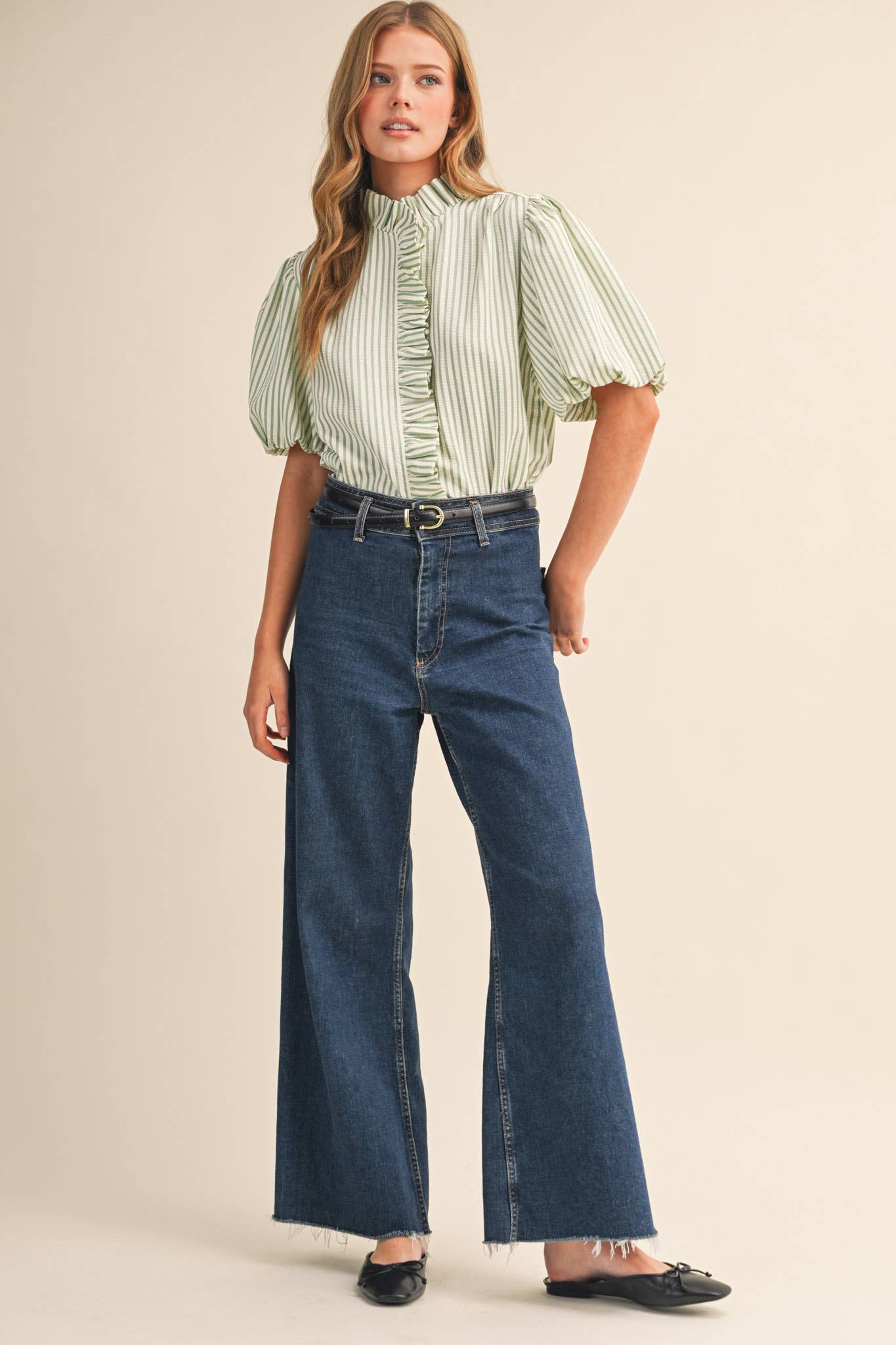 STRIPED RUFFLED BUTTON DOWN TOP MTP4692