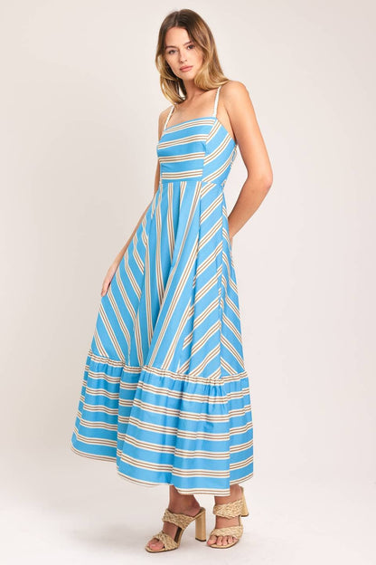 A printed woven midi dress - ID23644