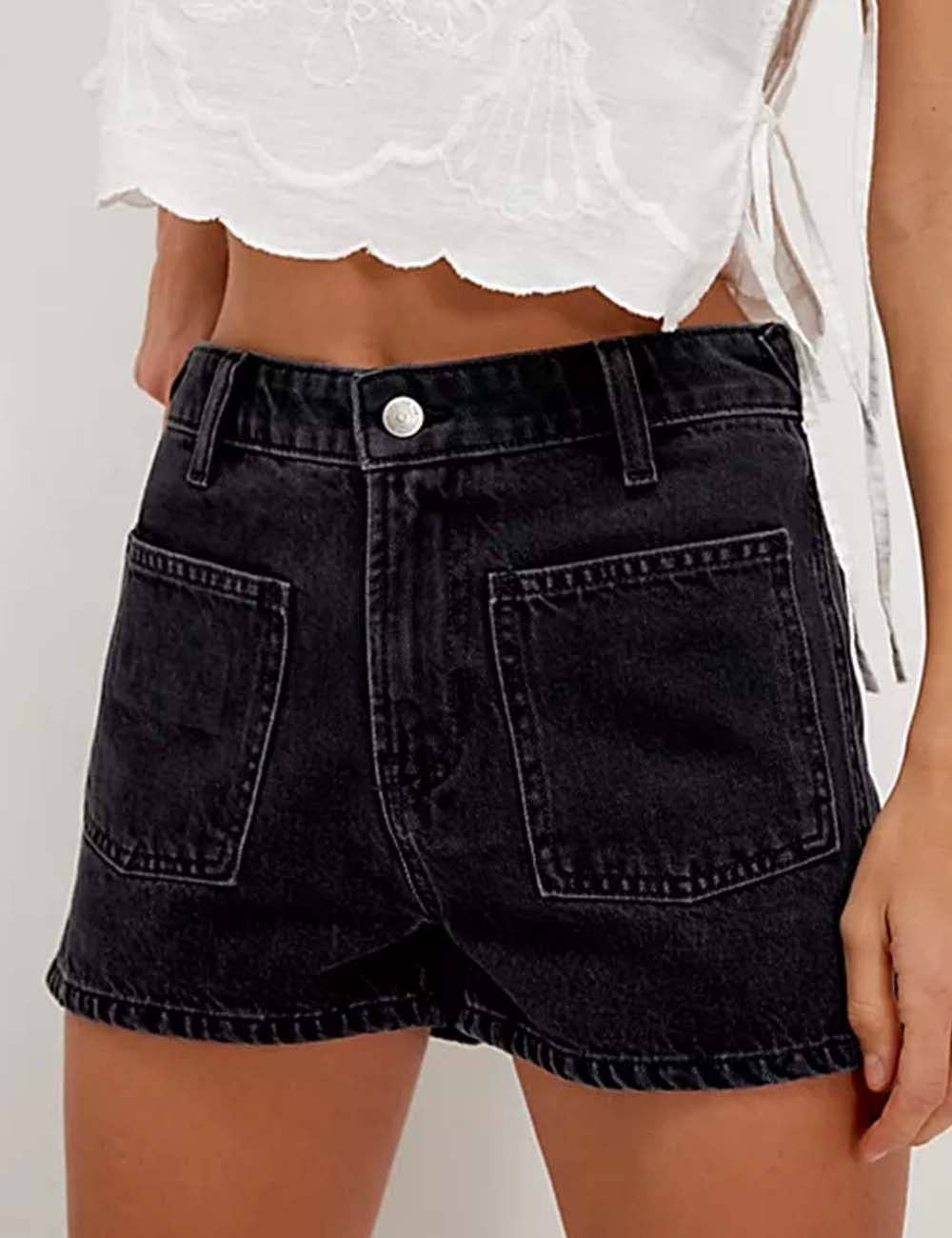 Ladies Solid Color Button Pocket Shorts