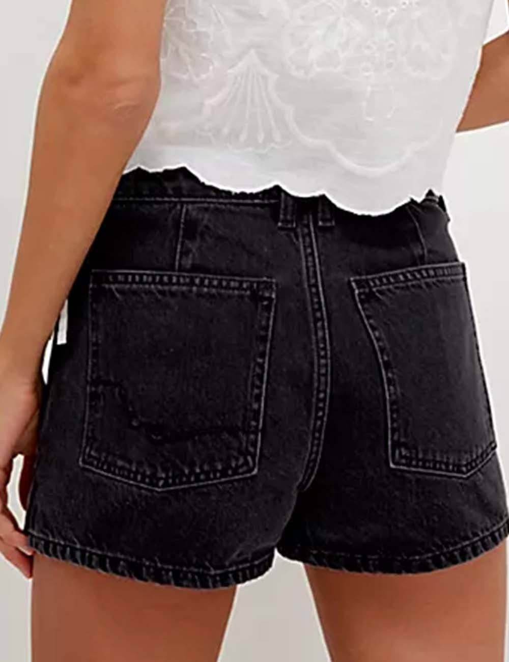 Ladies Solid Color Button Pocket Shorts