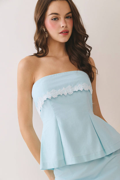 CT9789-Floral Lace Trim Detail Strapless Peplum Top