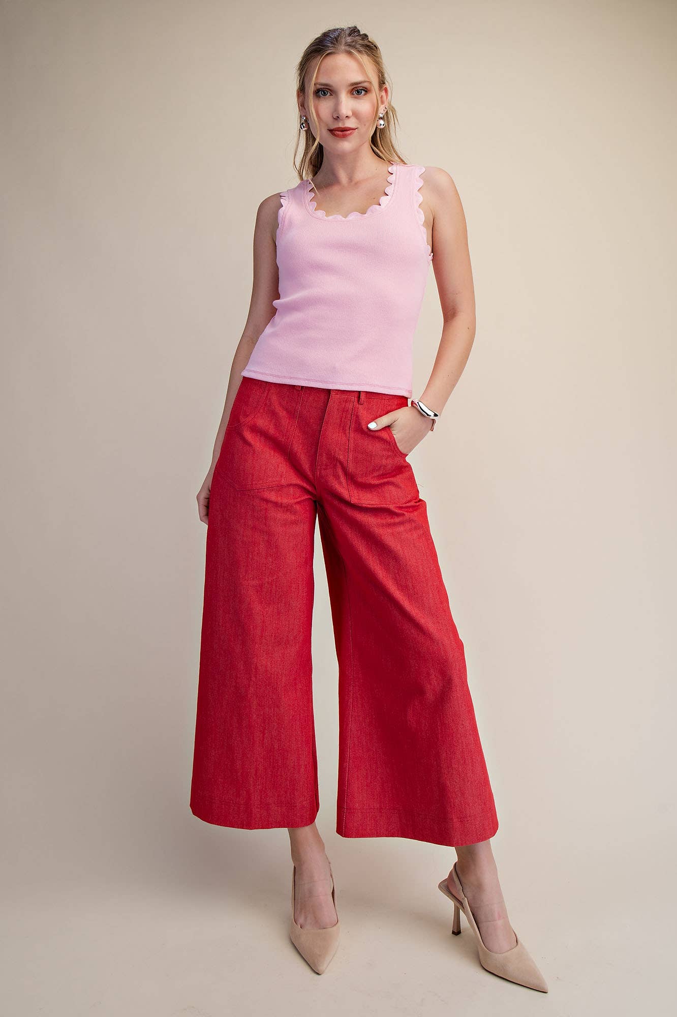 Scallop Wave Shape Scoop Neck Sleeveless Everyday Knit