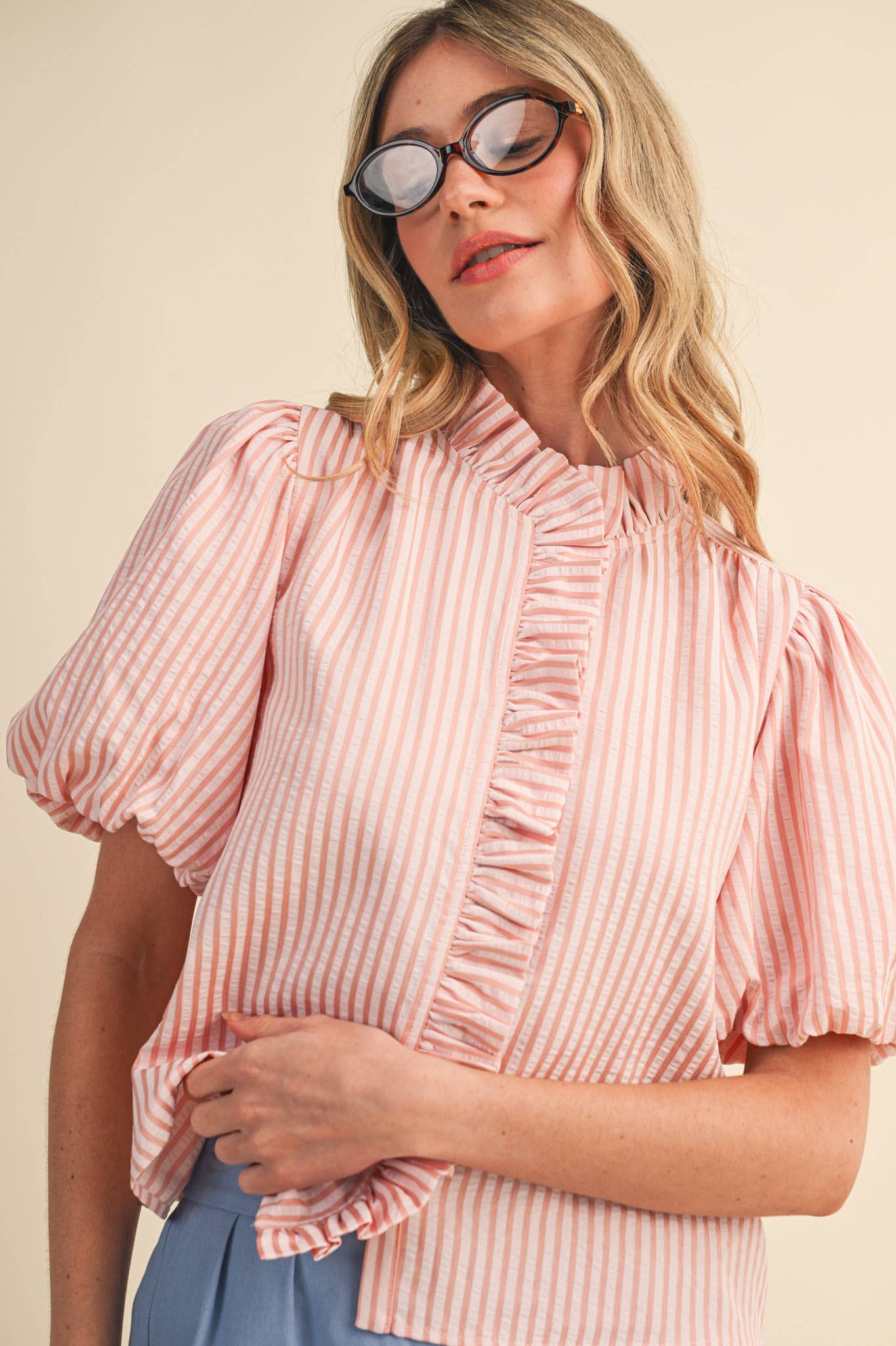 STRIPED RUFFLED BUTTON DOWN TOP MTP4692