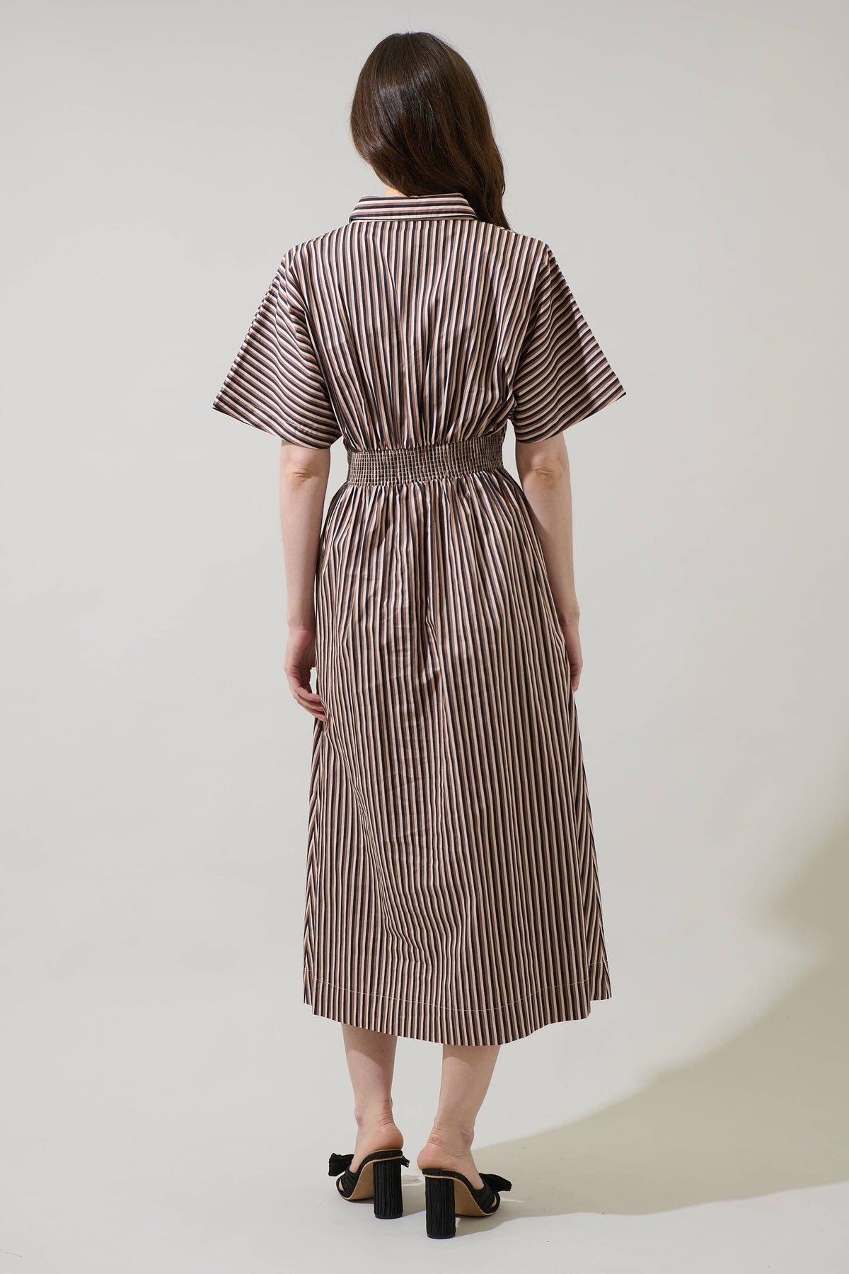 Wilderra Pleated Midi Dress Tiramisu