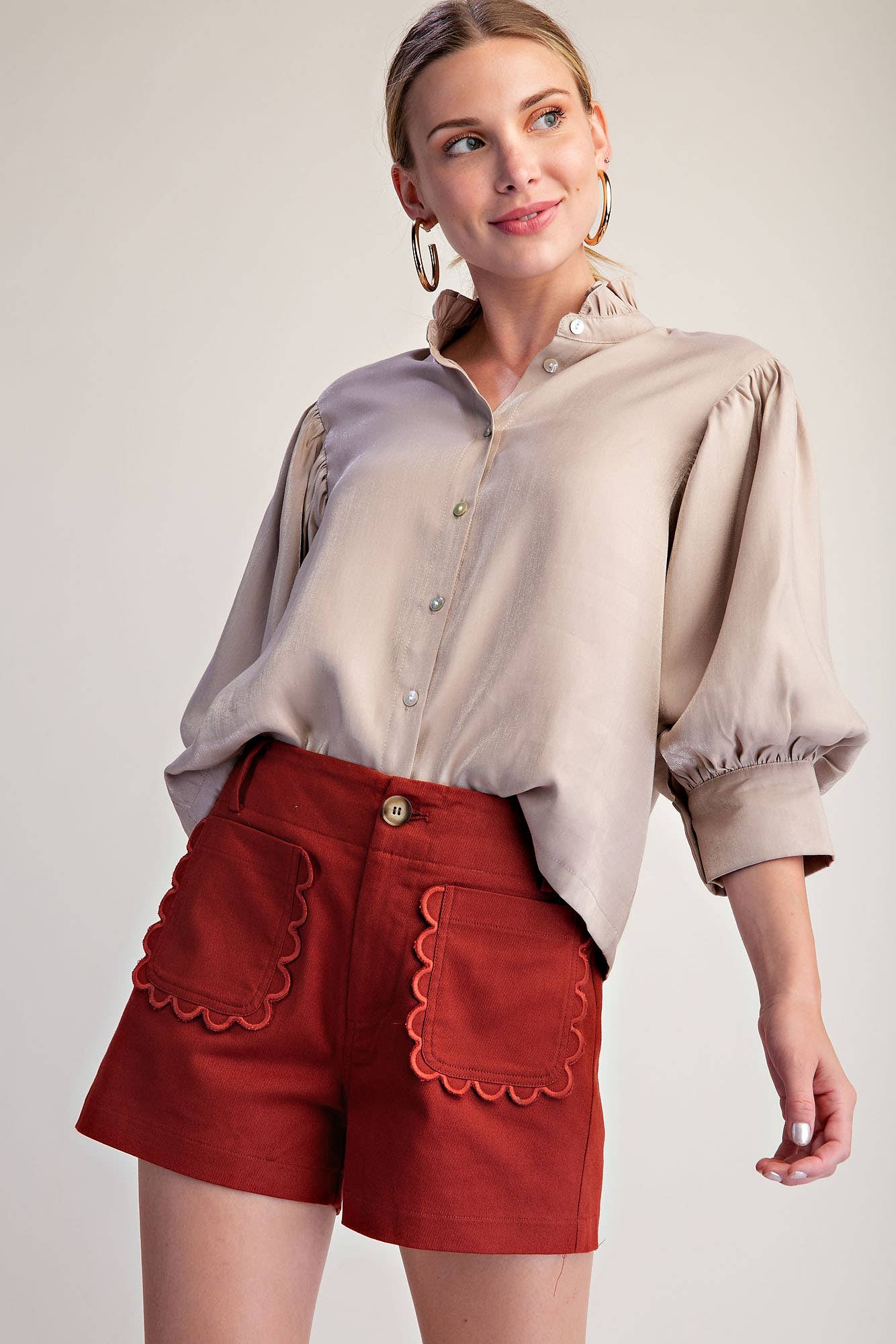 Scallop Detail Pocket Colette Shorts