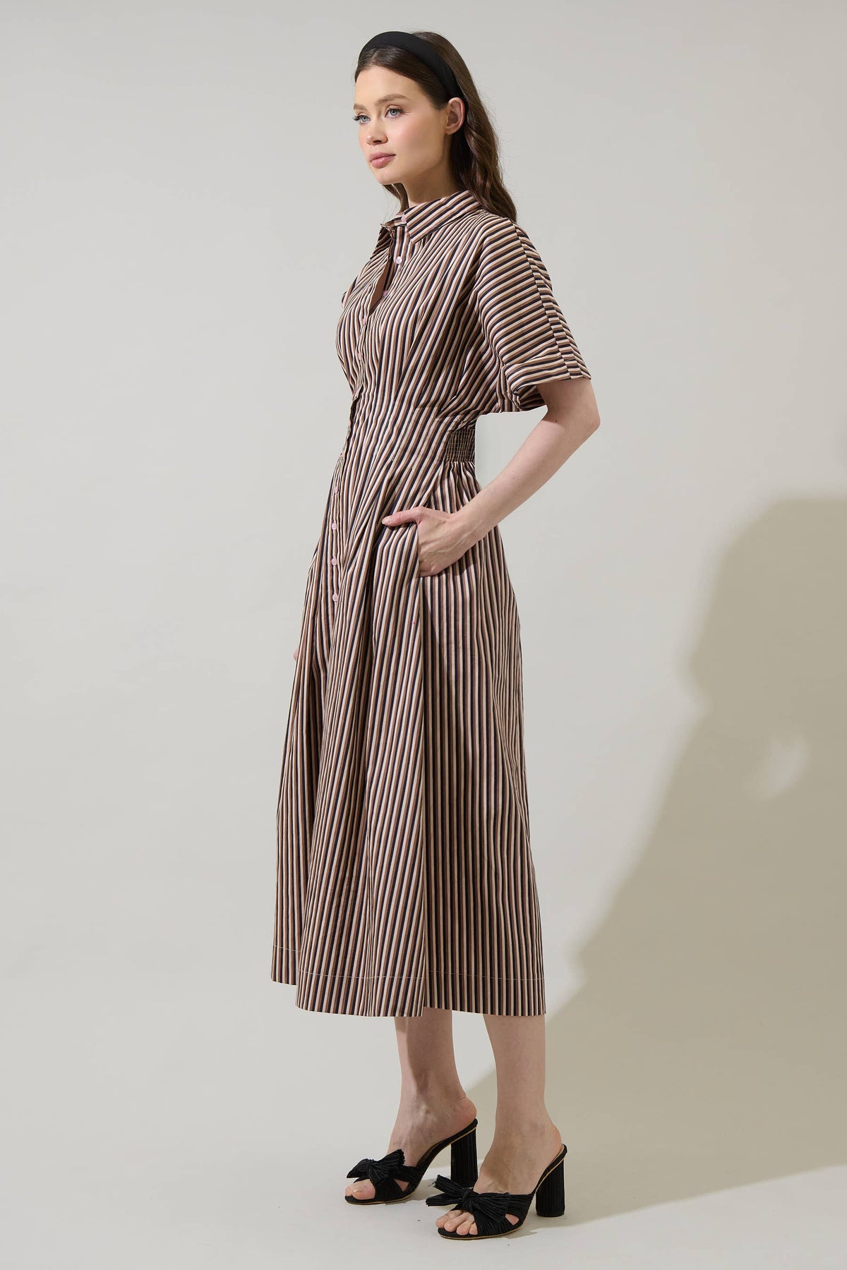 Wilderra Pleated Midi Dress Tiramisu